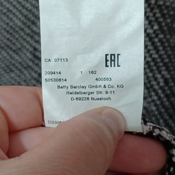 Betty Barclay open front long knit cardigan sweater - Picture 9 of 10